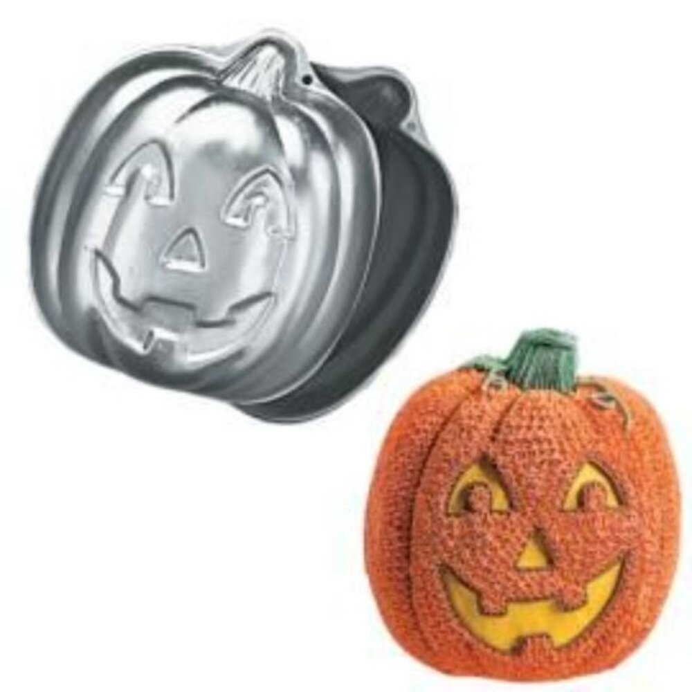 3D WILTON Haloween Pumpkin Cake Pan Stand-Up Jack-O-Lantern 2pc Baking Mold 1995
